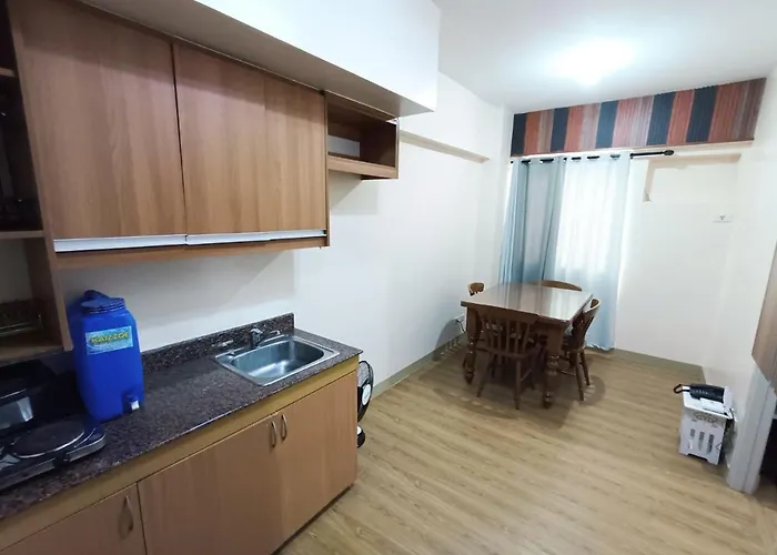 Netflix And Chill In Marikina 4* Manila